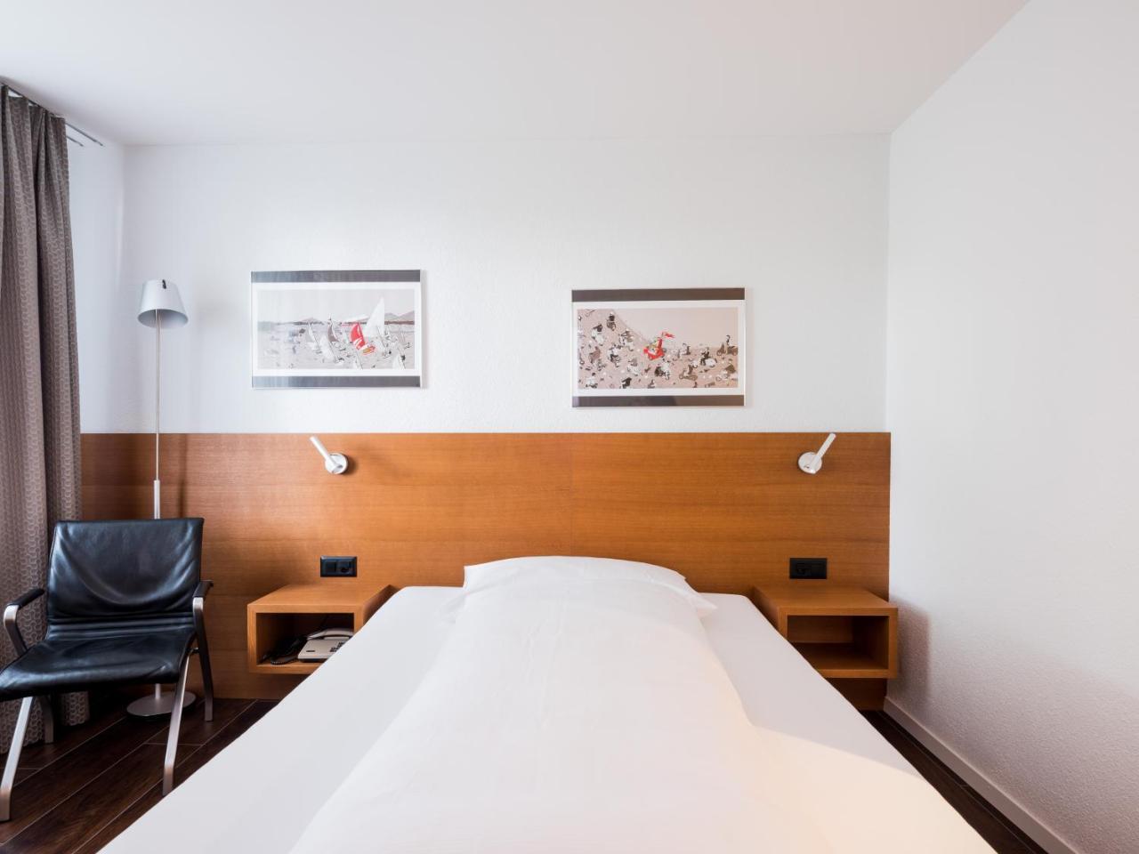 Landgasthof Hotel Menzberg Eksteriør billede