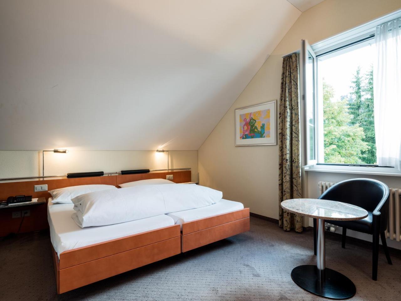 Landgasthof Hotel Menzberg Eksteriør billede